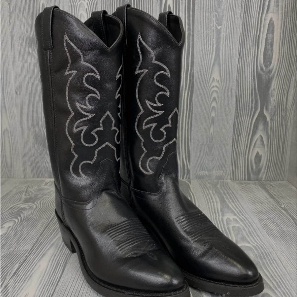 Old West men’s cowboy boots